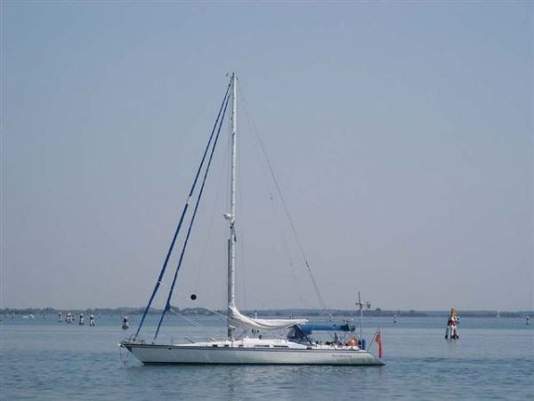 Hunter 54