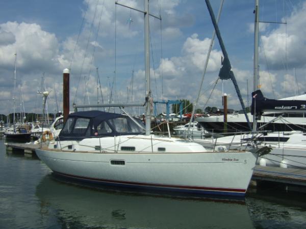 Beneteau Oceanis 36CC