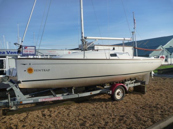 Jeanneau Sun 2000 Main View