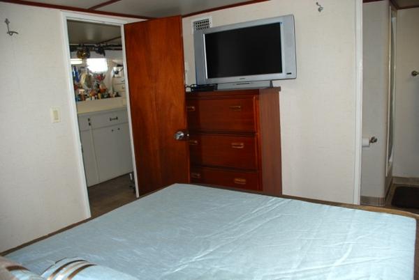 76' Infinity, Listing Number 100727743, - Photo No. 24