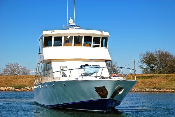 76' Infinity, Listing Number 100727743, - Photo No. 54