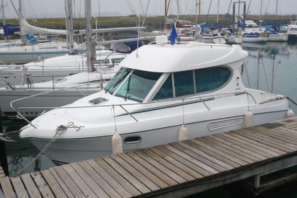 Jeanneau Merry Fisher 805