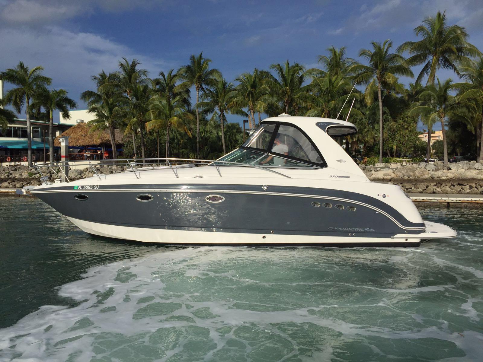 2015 Chaparral 370 Signature