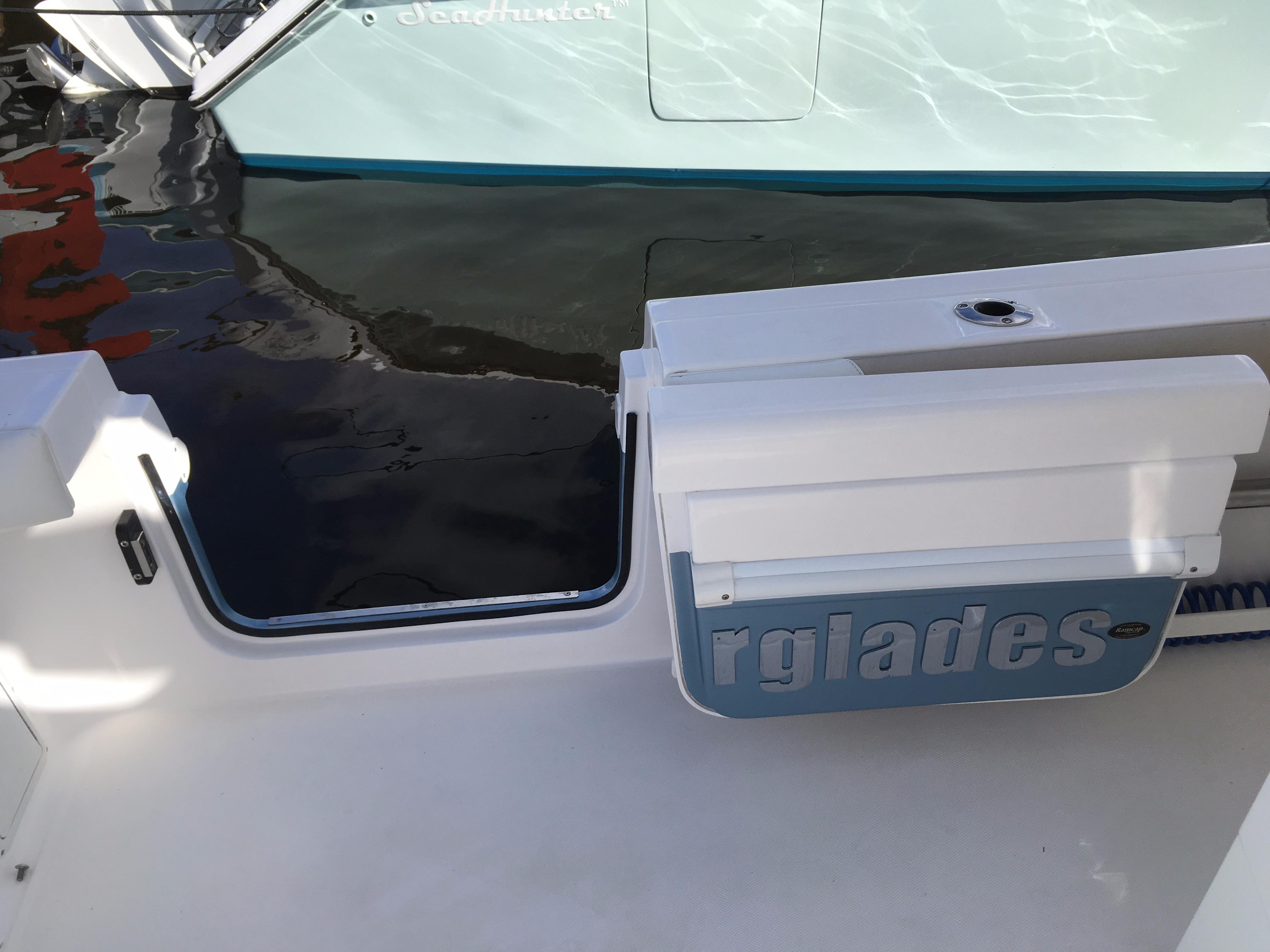 2013 Everglades 355CCX