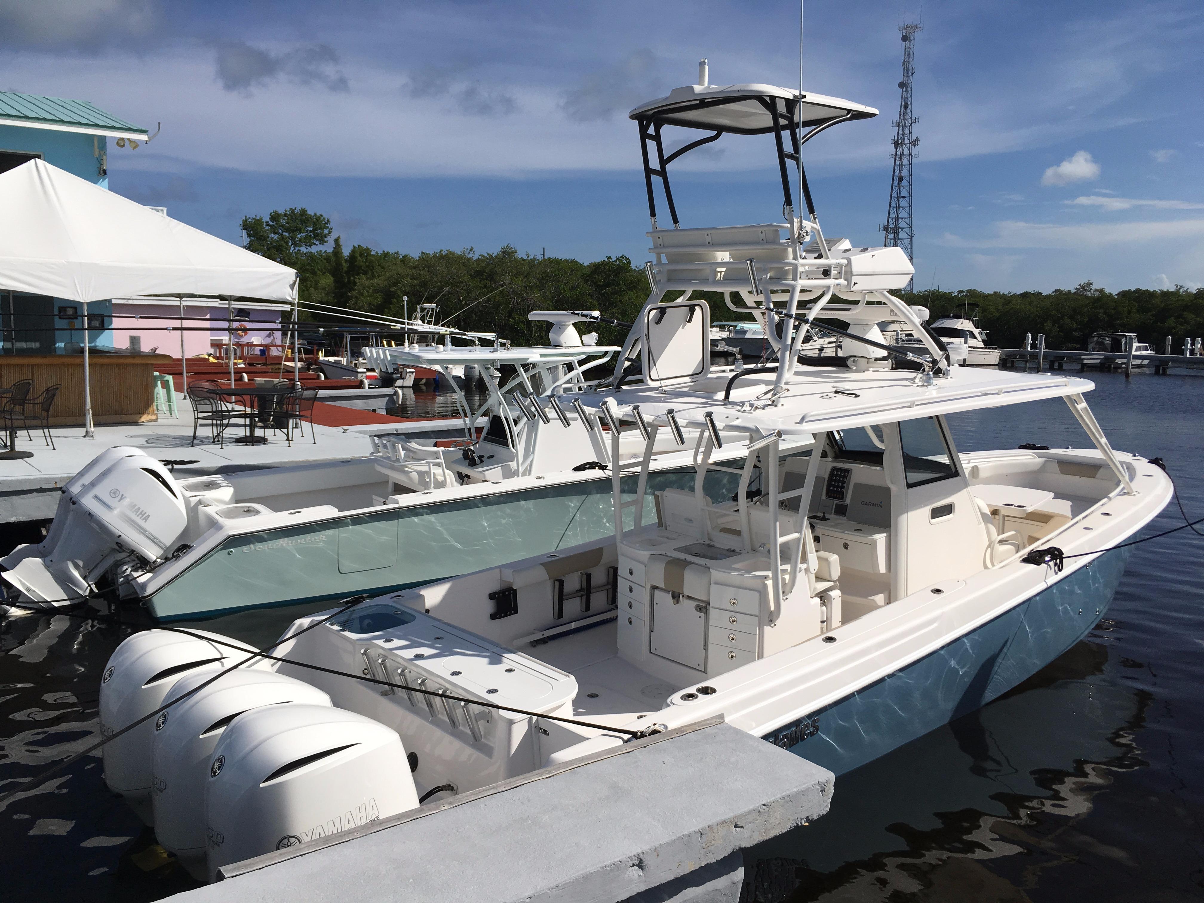 2013 Everglades 355CCX