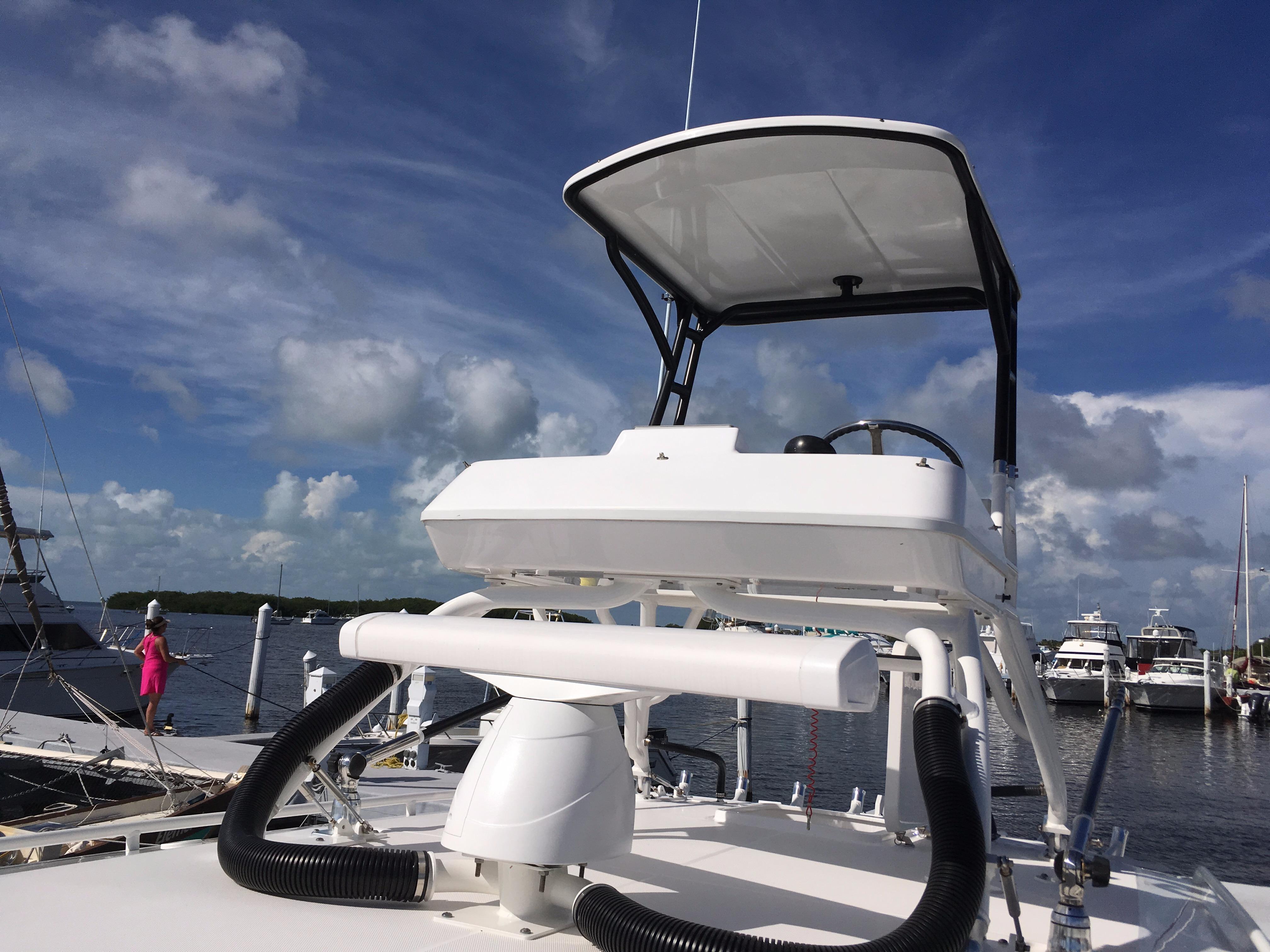2013 Everglades 355CCX