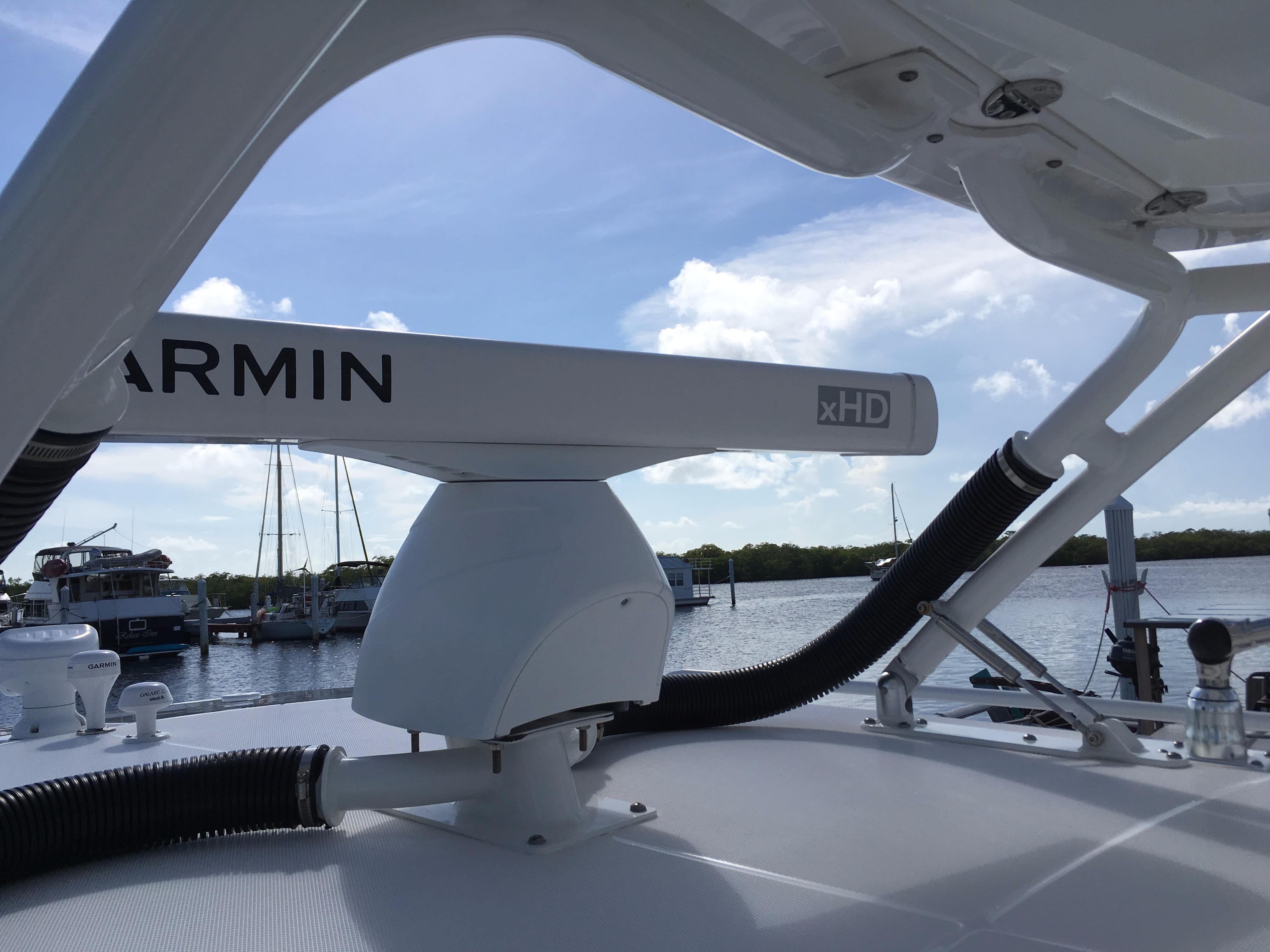 2013 Everglades 355CCX