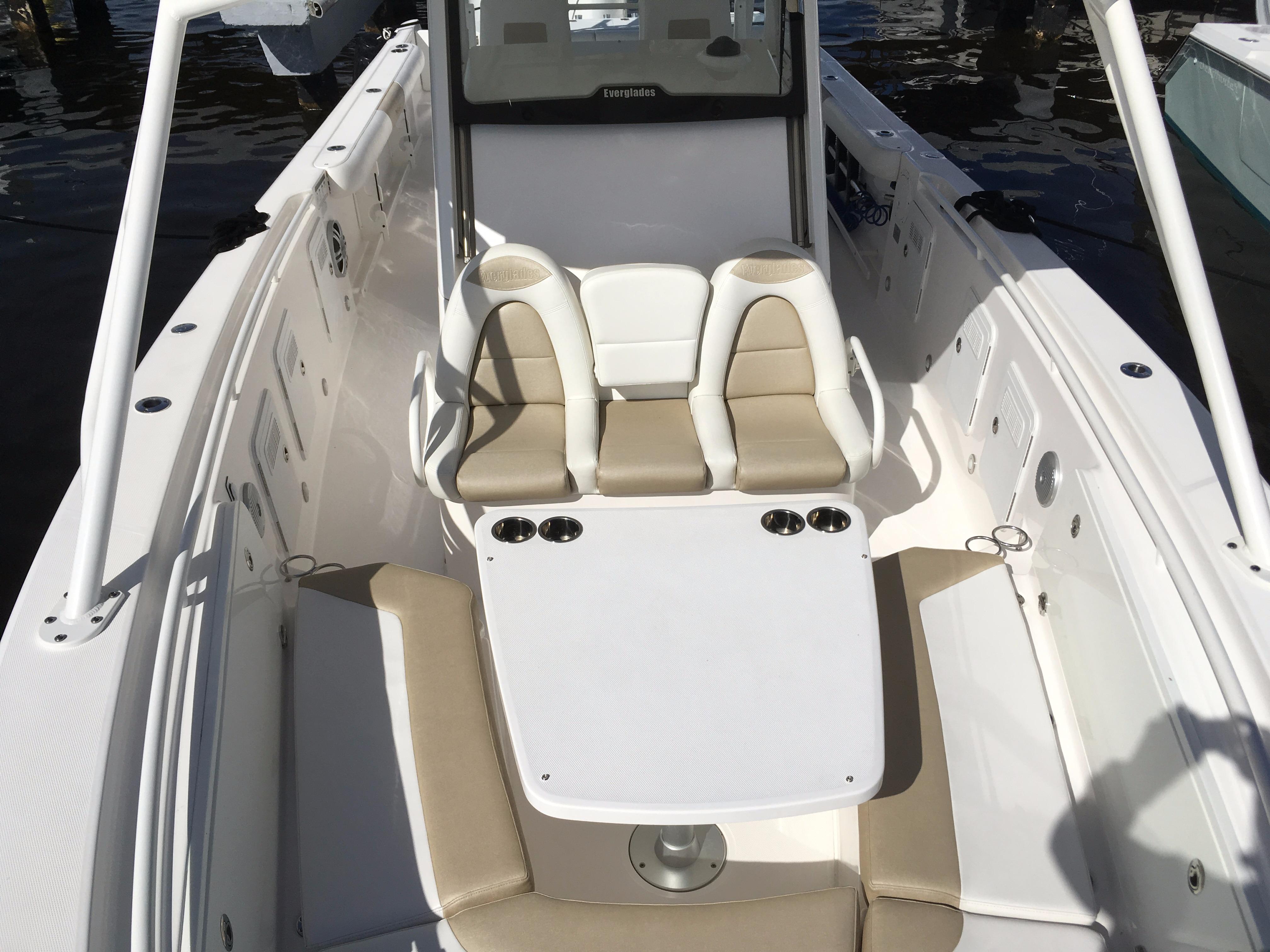 2013 Everglades 355CCX