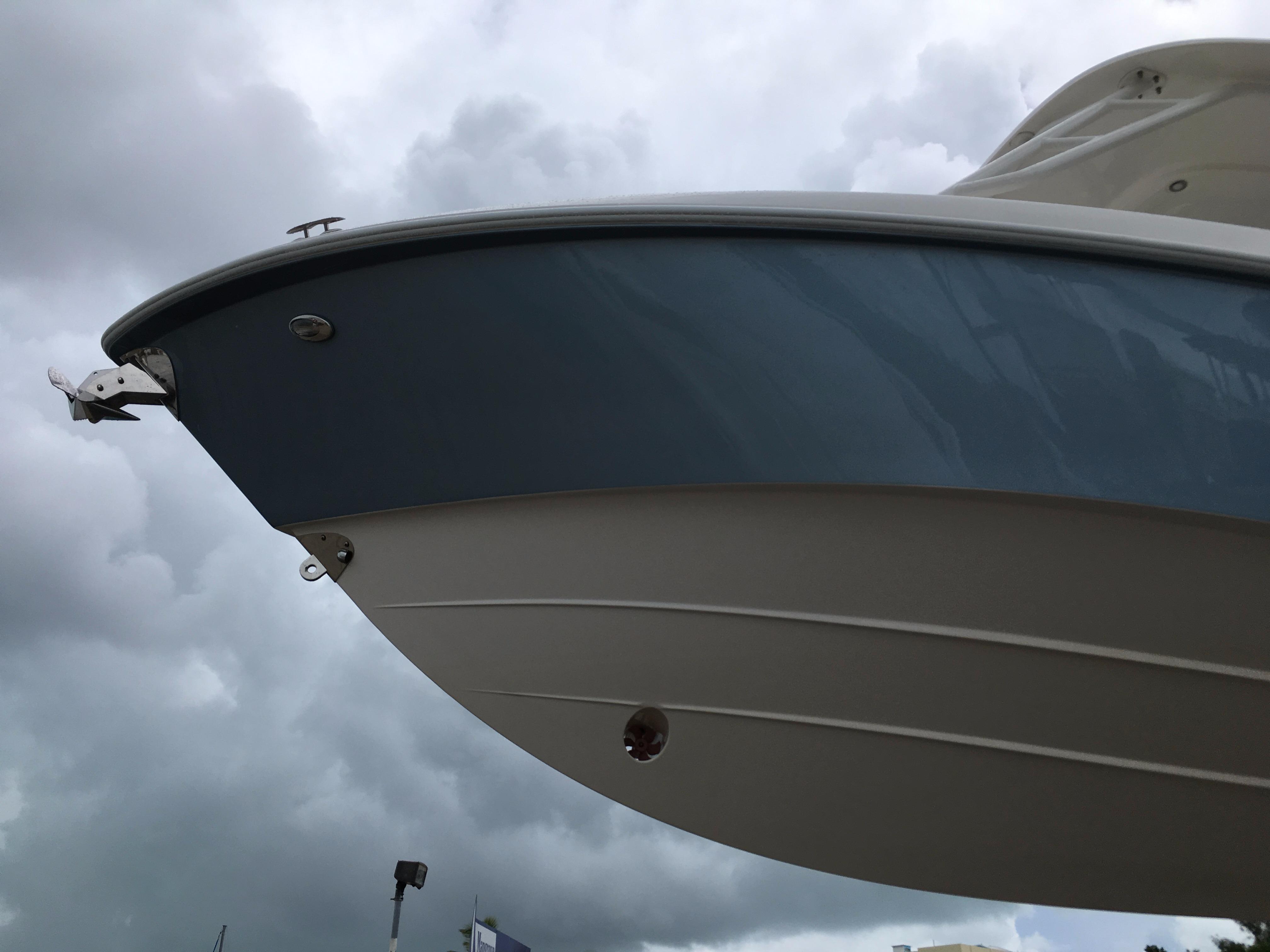2013 Everglades 355CCX