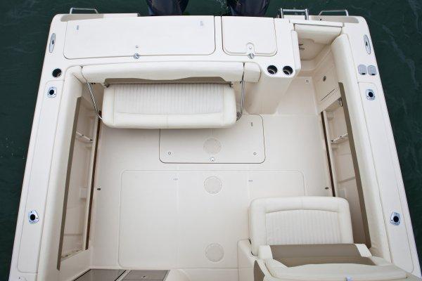 2014 Grady-White Freedom 335 — Manufacturer Provided Image