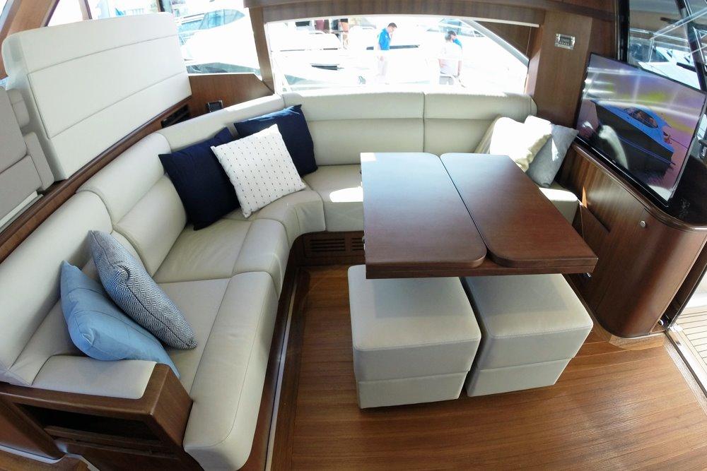 2015 Belize 54 Day Bridge — Salon Sofa