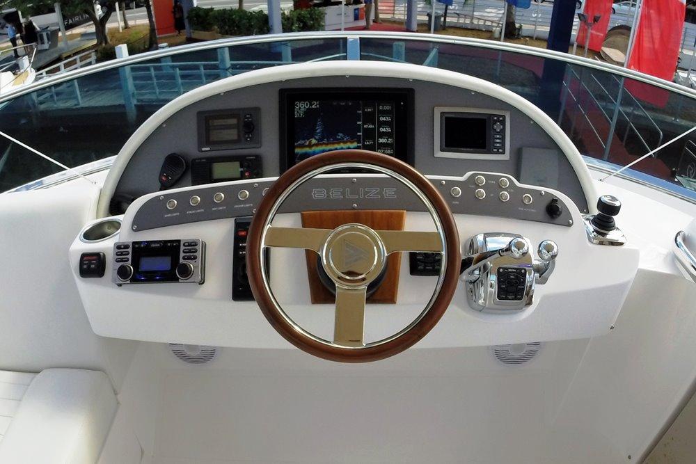 2015 Belize 54 Day Bridge — Day Bridge Helm