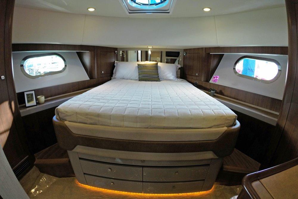 2015 Belize 54 Day Bridge — VIP Stateroom