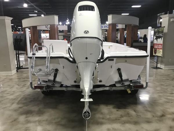 2021 Blue Wave boat for sale, model of the boat is 2200CLASSIC & Image # 2 of 6