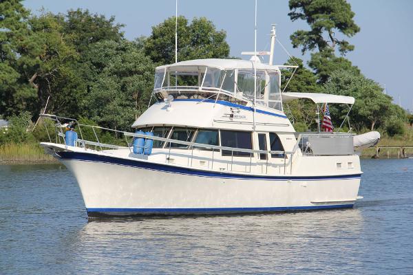 Used Hatteras 420 LRC Yachts for Sale