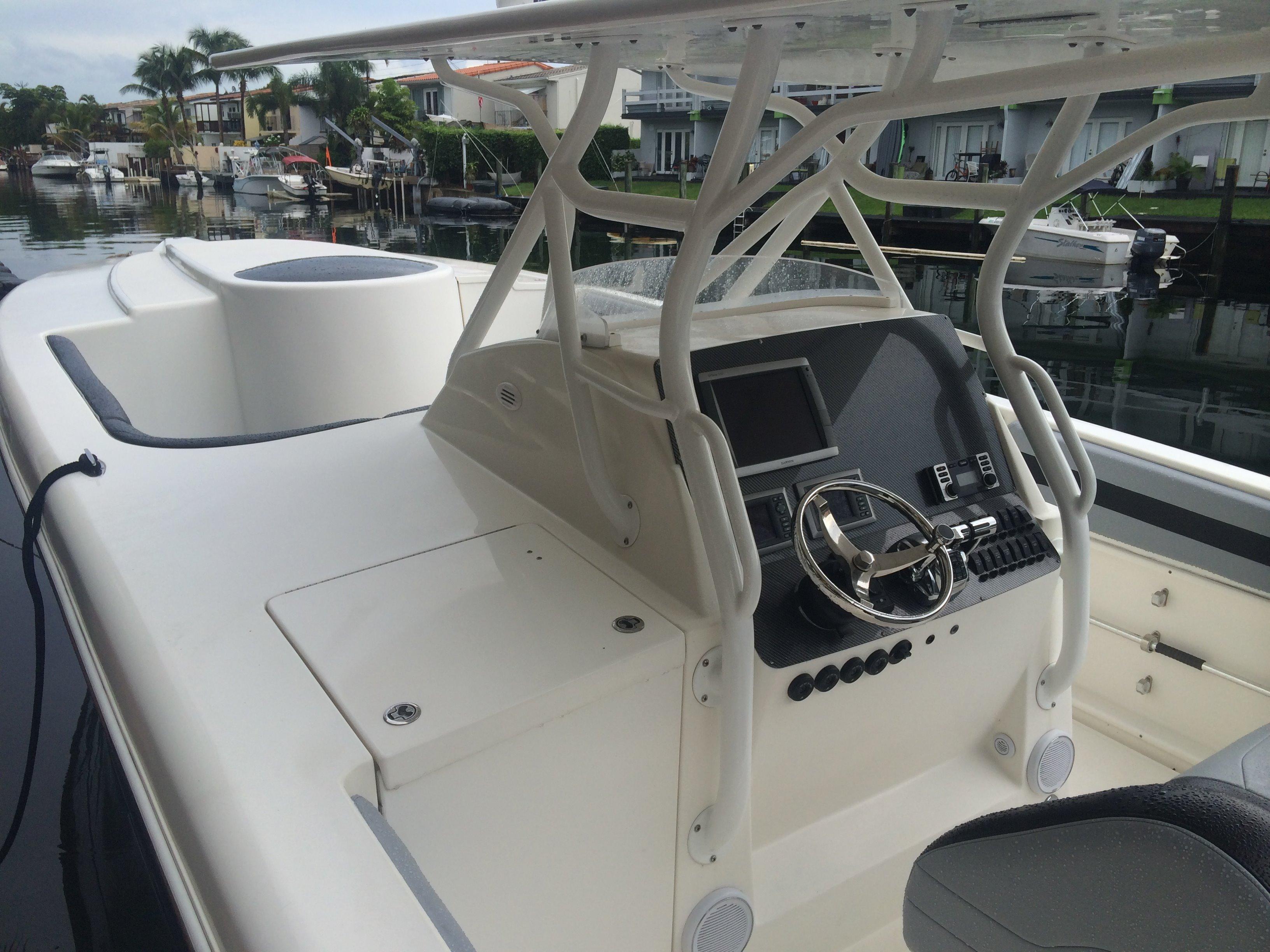 2013 Motion Marine 43 CC