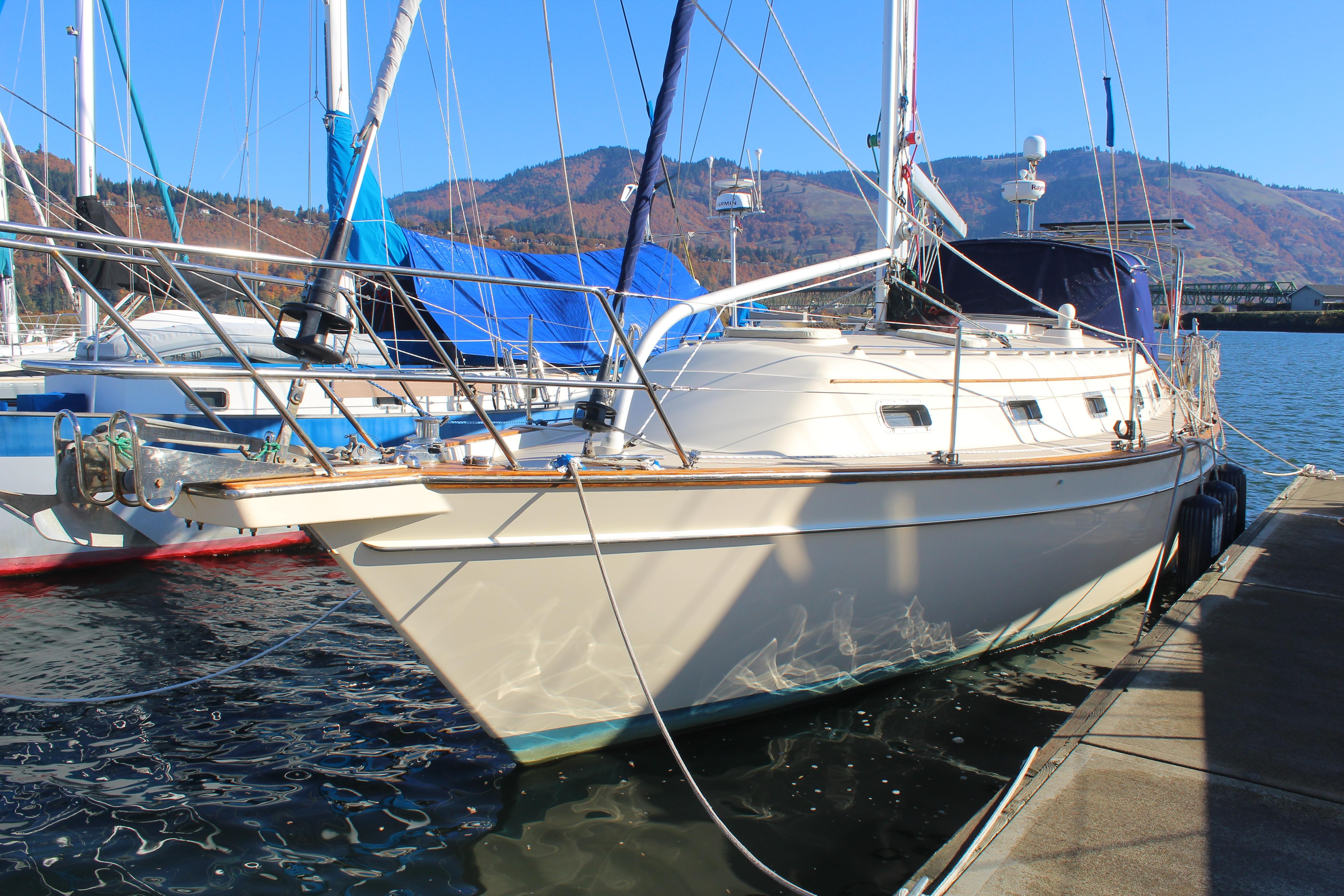 island packet yacht sales