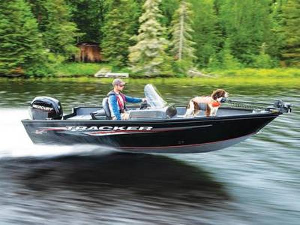 2021 Tracker Boats boat for sale, model of the boat is Pro Guide™ V-16 SC & Image # 1 of 1