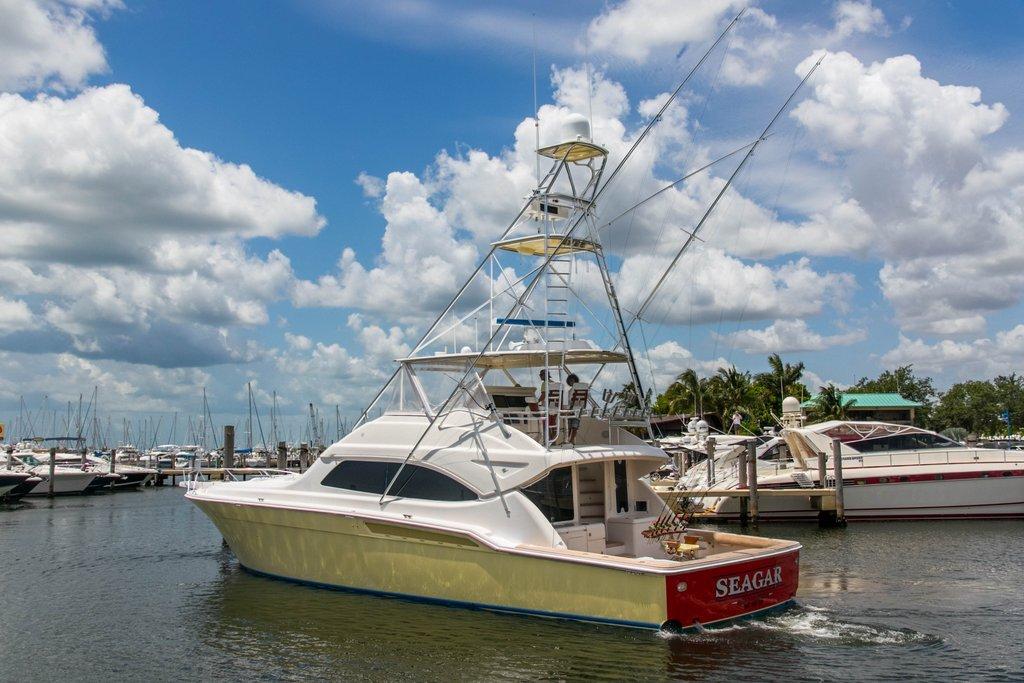 2004 Bertram 630 Yacht For Sale in Coral Gables FL 2004 Bertram 630 Yacht For Sale in Coral Gables FL