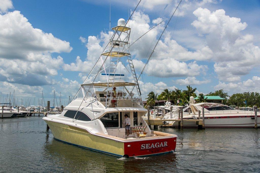 2004 Bertram 630 Yacht For Sale in Coral Gables FL 2004 Bertram 630 Yacht For Sale in Coral Gables FL
