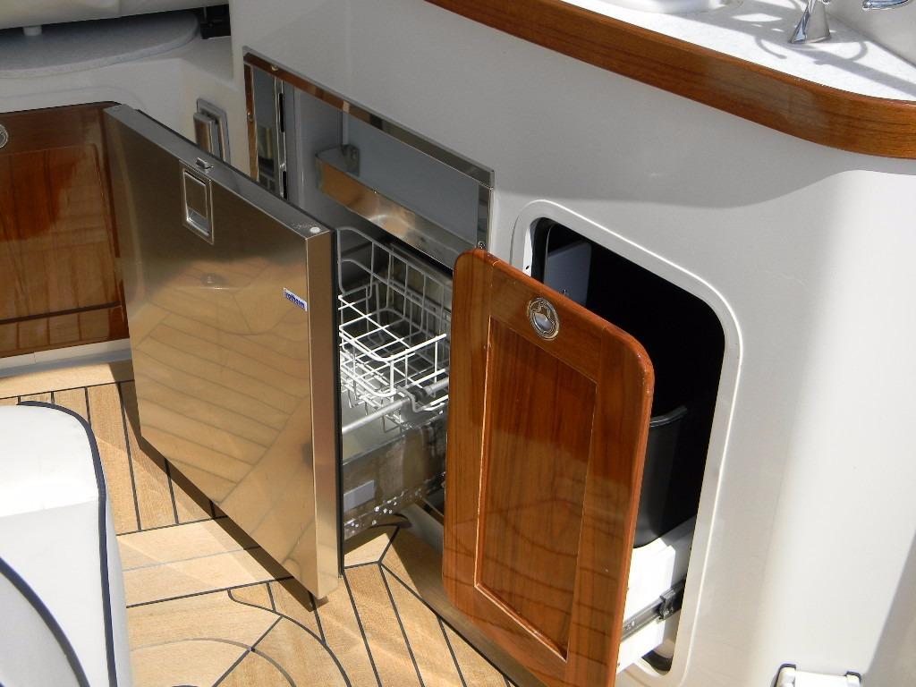 2013 Hunt Yachts Harrier 29 — Helm deck Refrigerator Door