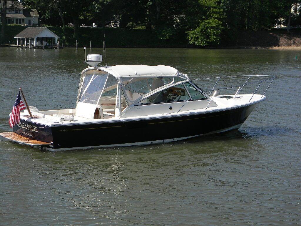 2013 Hunt Yachts Harrier 29 — Starboard Profile