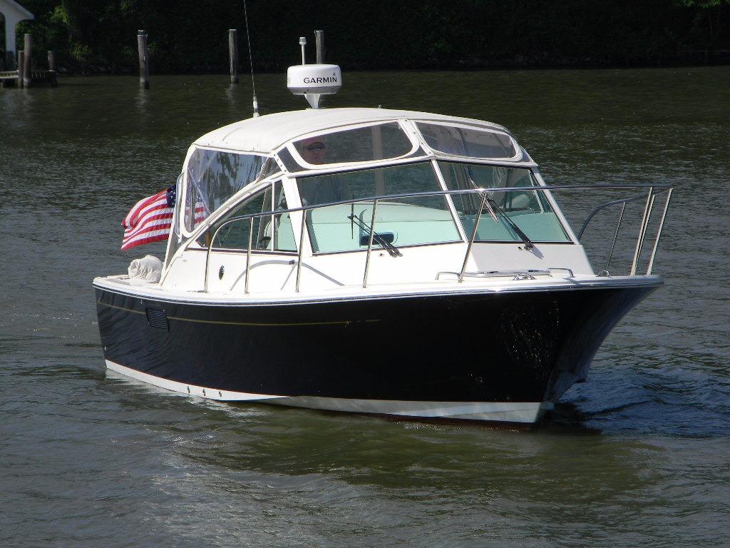 2013 Hunt Yachts Harrier 29