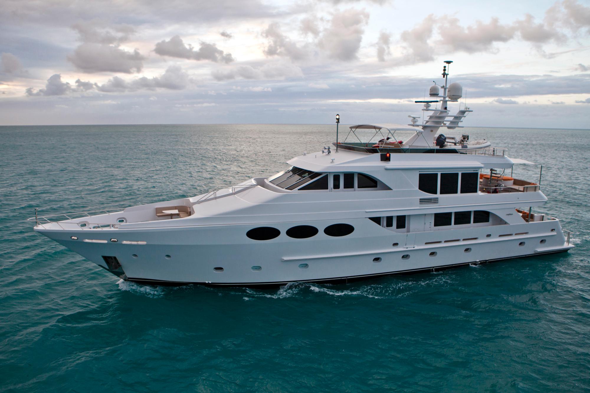 2002 Intermarine 120 Tri-Deck M/Y
