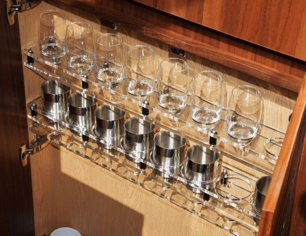 2013 Sealine F45 F49 — Bar/Glass Storage