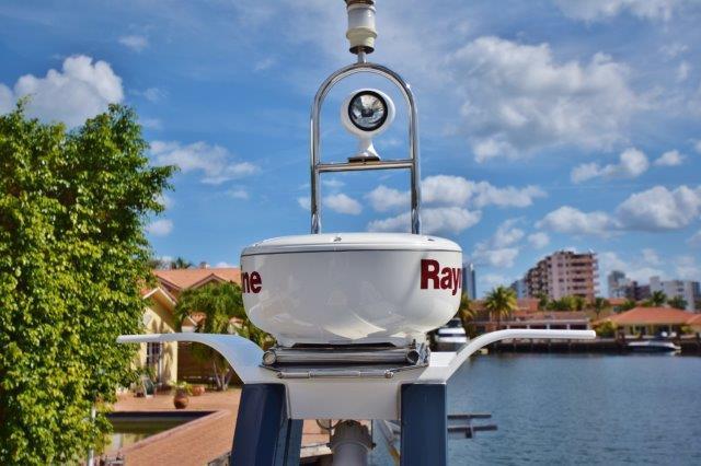 2013 Sealine F45 F49 — Radar