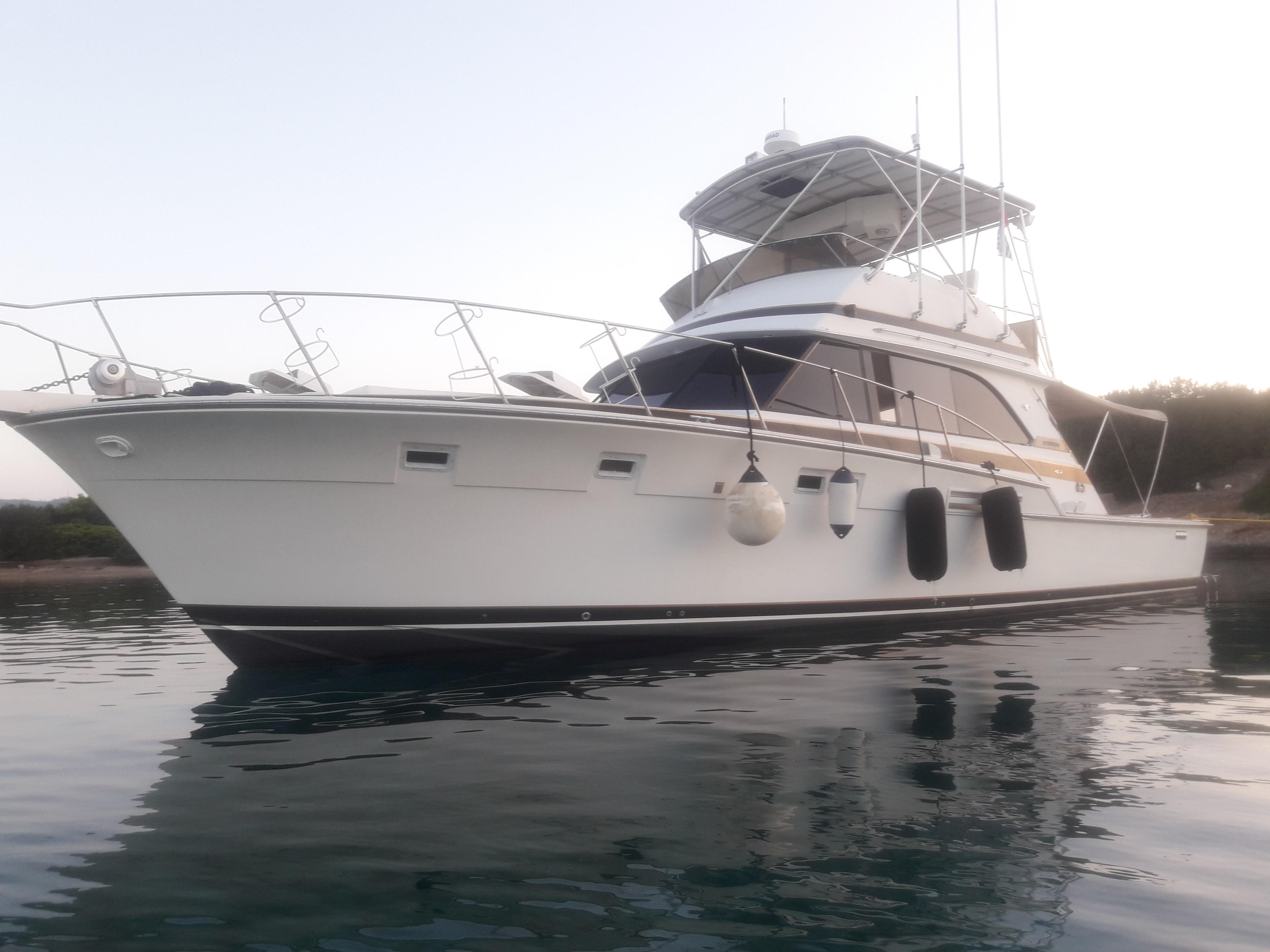 Bertram 1984 46 Flybridge Motor Yacht 46 Yacht for Sale in Greece