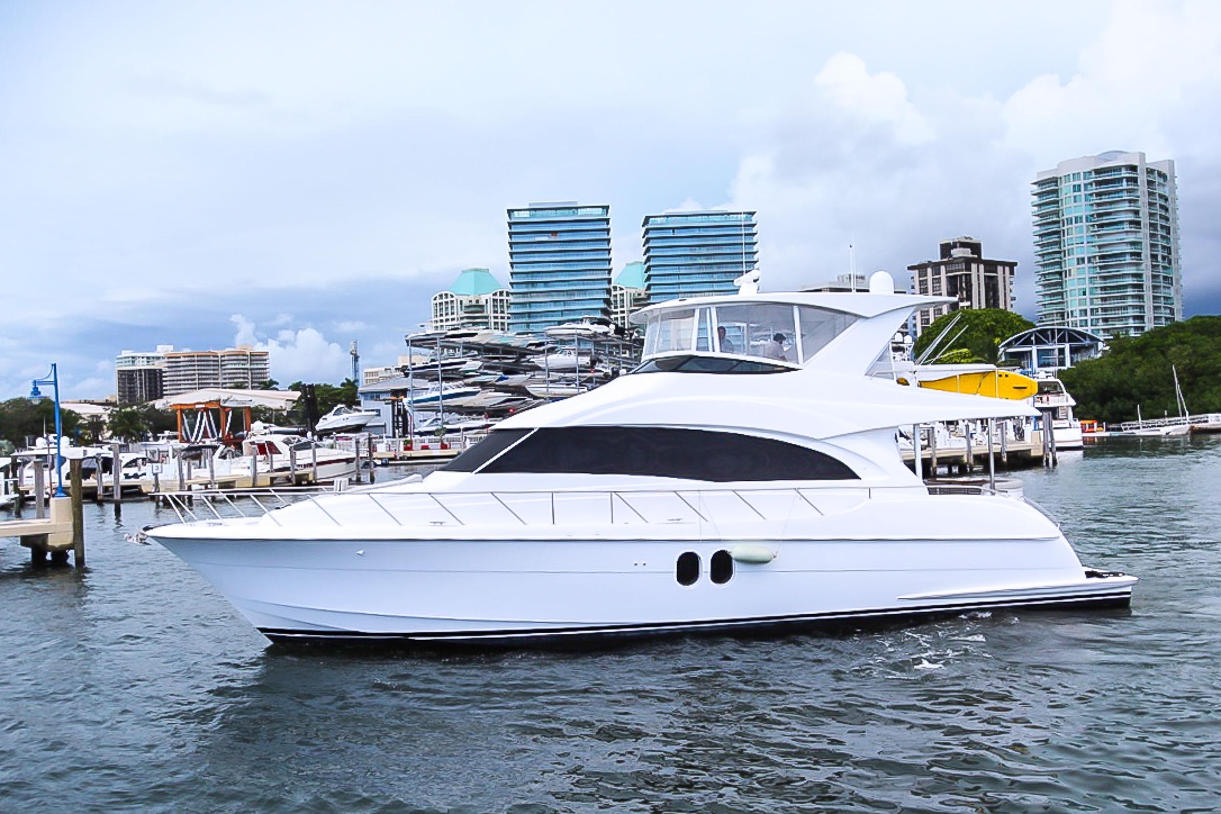 2014 Hatteras 60 Motoryacht