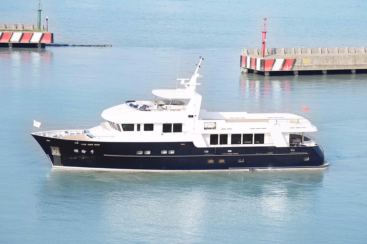 2016 Island Gypsy 100'