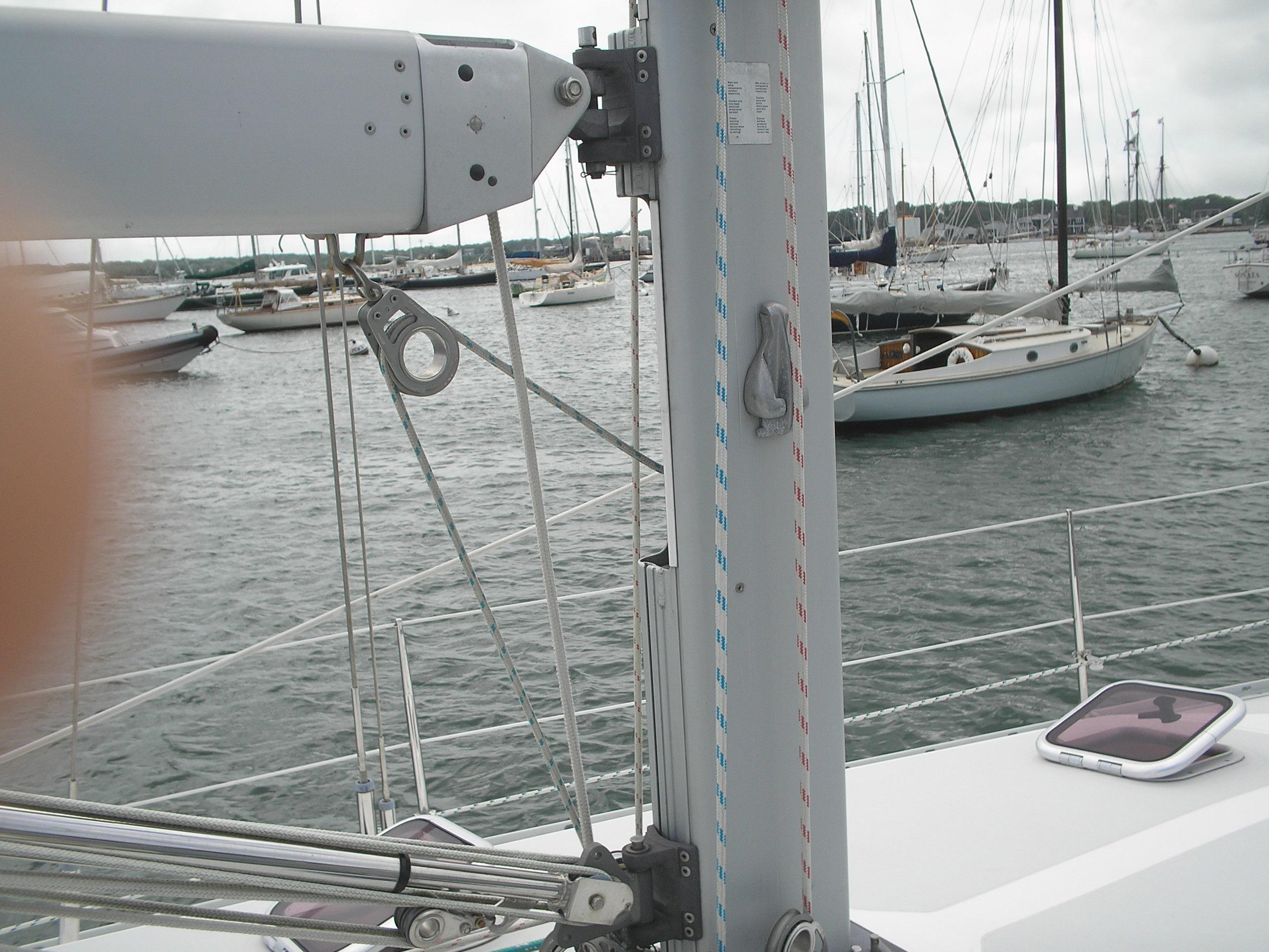 fixed gooseneck sailboat