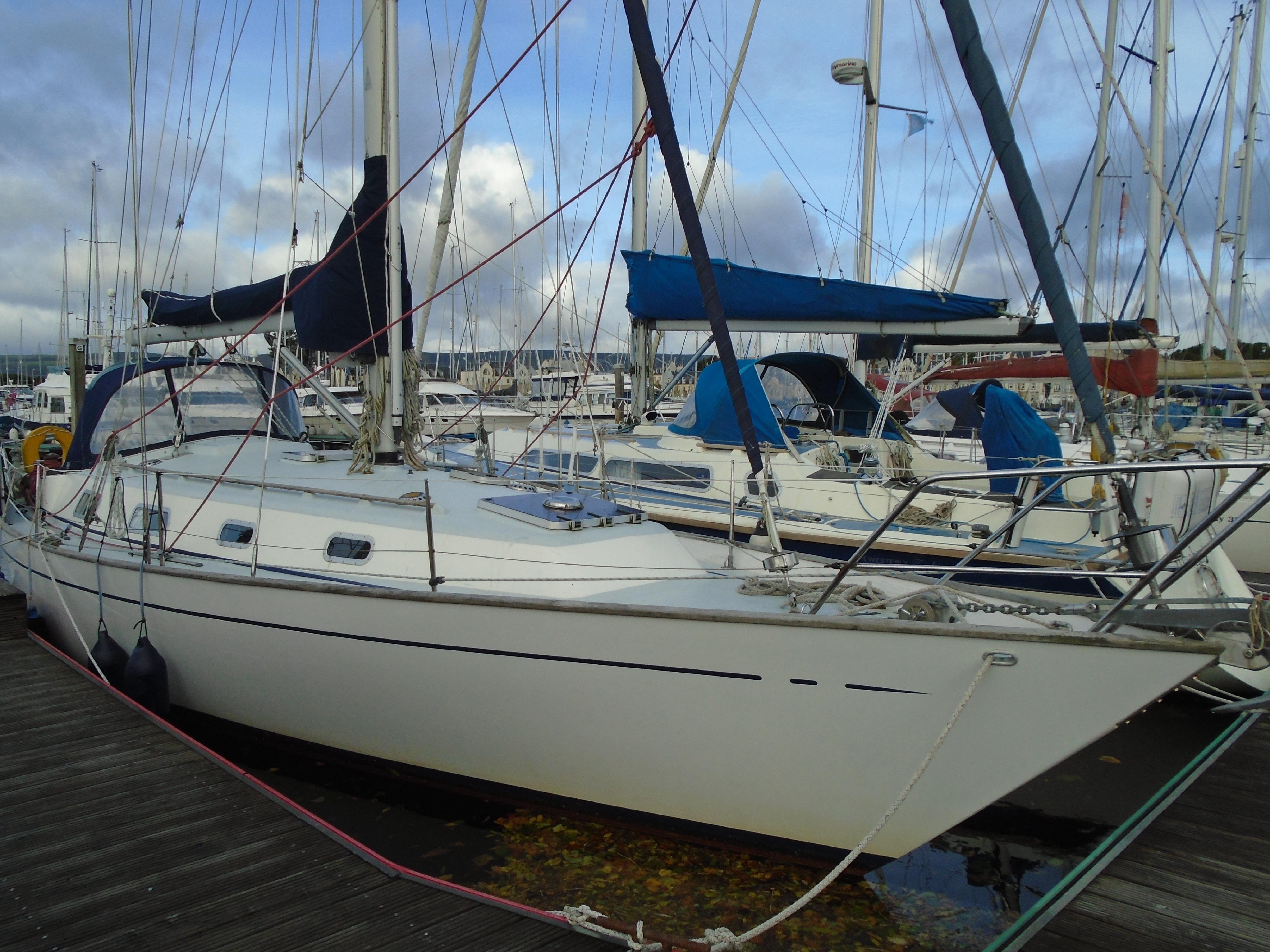 Contessa 38 for sale - Michael Schmidt and Partner