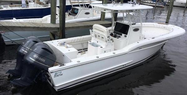2017 Buddy Davis boat for sale, model of the boat is 28 CC & Image # 1 of 2