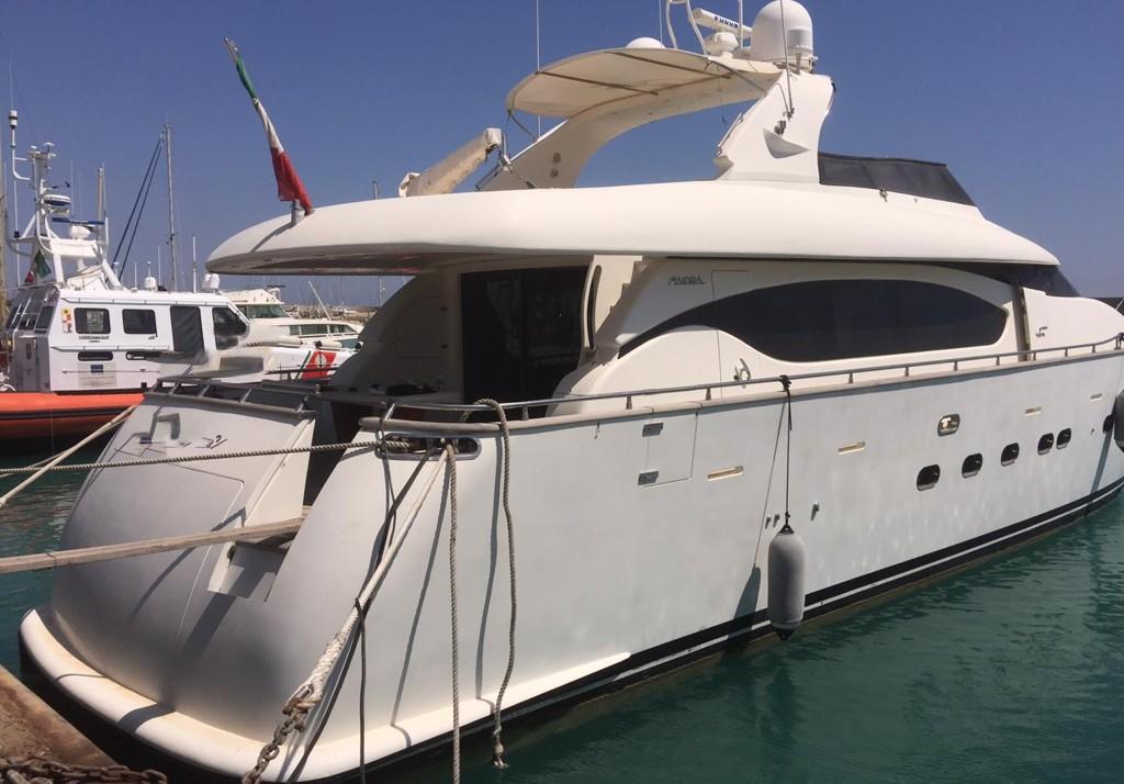 Yacht
