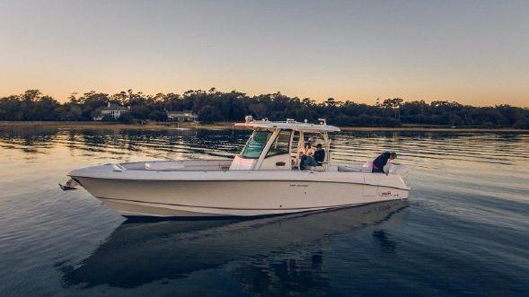 2015 Boston Whaler 350 Outrage
