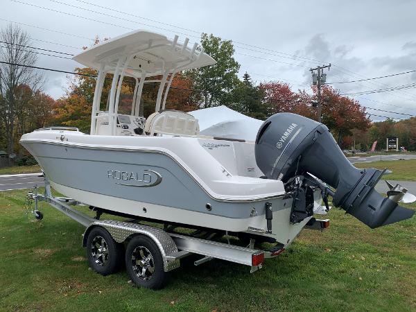 2020 Robalo boat for sale, model of the boat is 222 EXPLORER & Image # 3 of 9