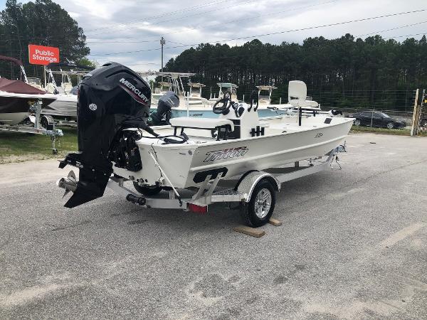 2020 Triton boat for sale, model of the boat is 1862 CC Bay & Image # 5 of 20