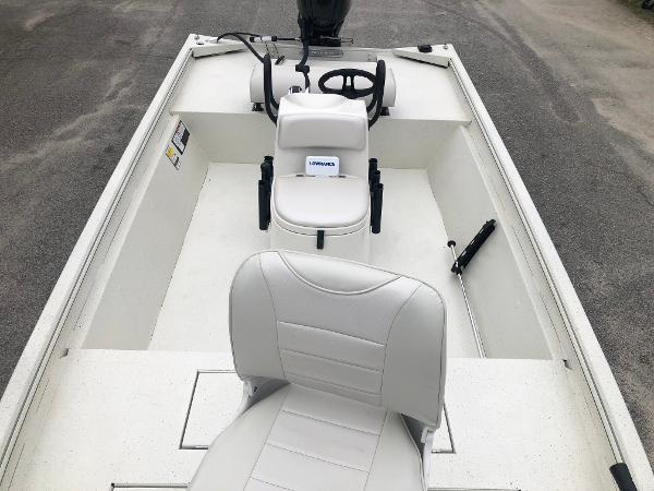 2020 Triton boat for sale, model of the boat is 1862 CC Bay & Image # 10 of 20