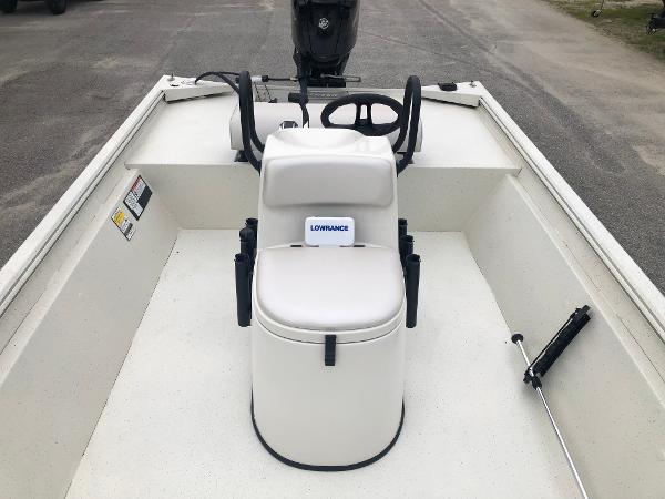 2020 Triton boat for sale, model of the boat is 1862 CC Bay & Image # 16 of 20