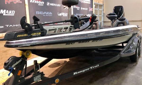 2012 Ranger Boats boat for sale, model of the boat is Z518 & Image # 3 of 10