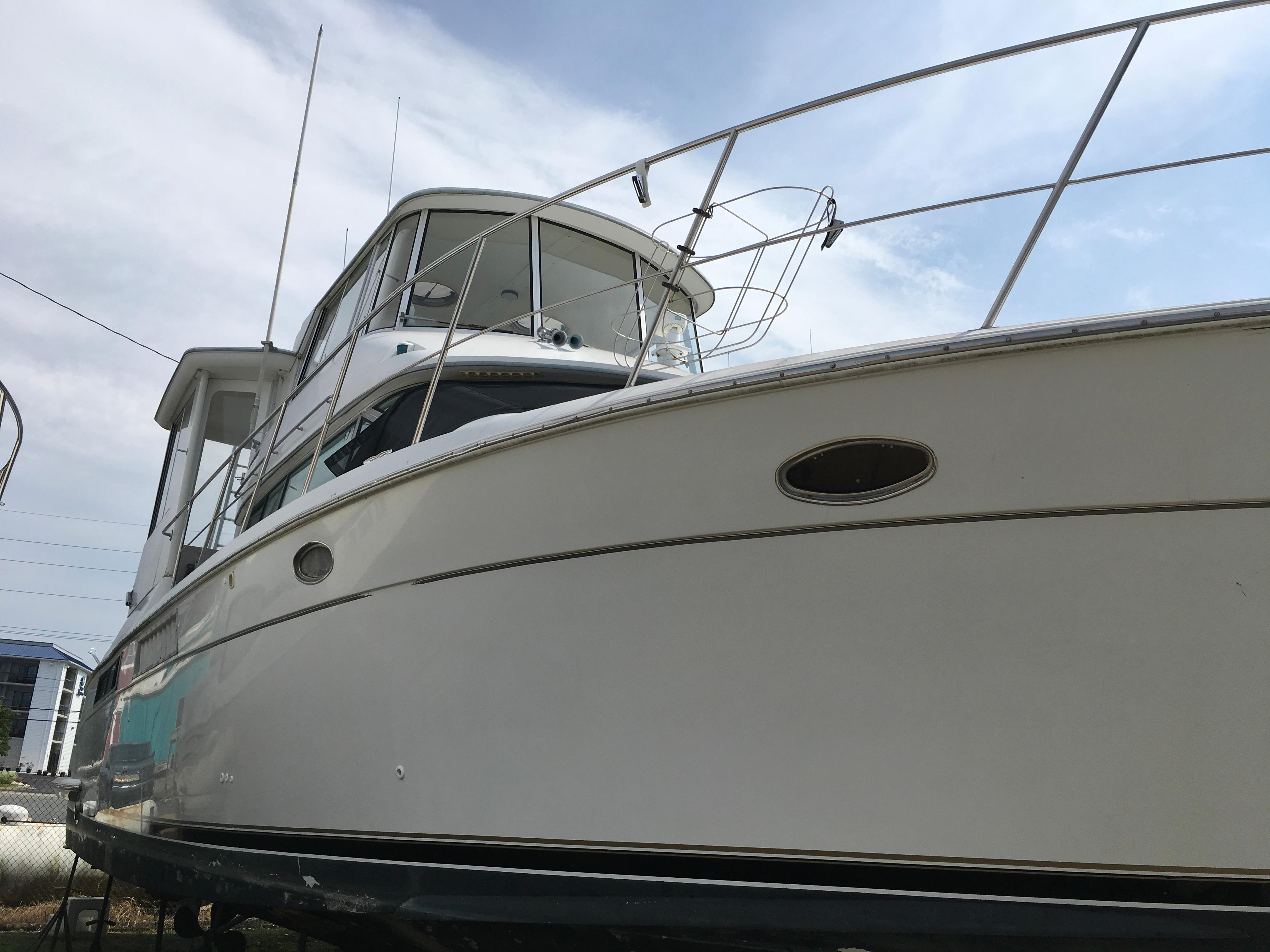 Yacht for Sale 50 Carver Yachts Grasonville, MD Denison Yacht Sales