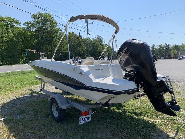 2016 Stingray boat for sale, model of the boat is 18' & Image # 2 of 10