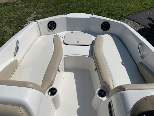 2016 Stingray boat for sale, model of the boat is 18' & Image # 6 of 10