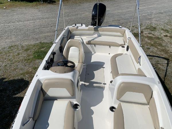 2016 Stingray boat for sale, model of the boat is 18' & Image # 10 of 10