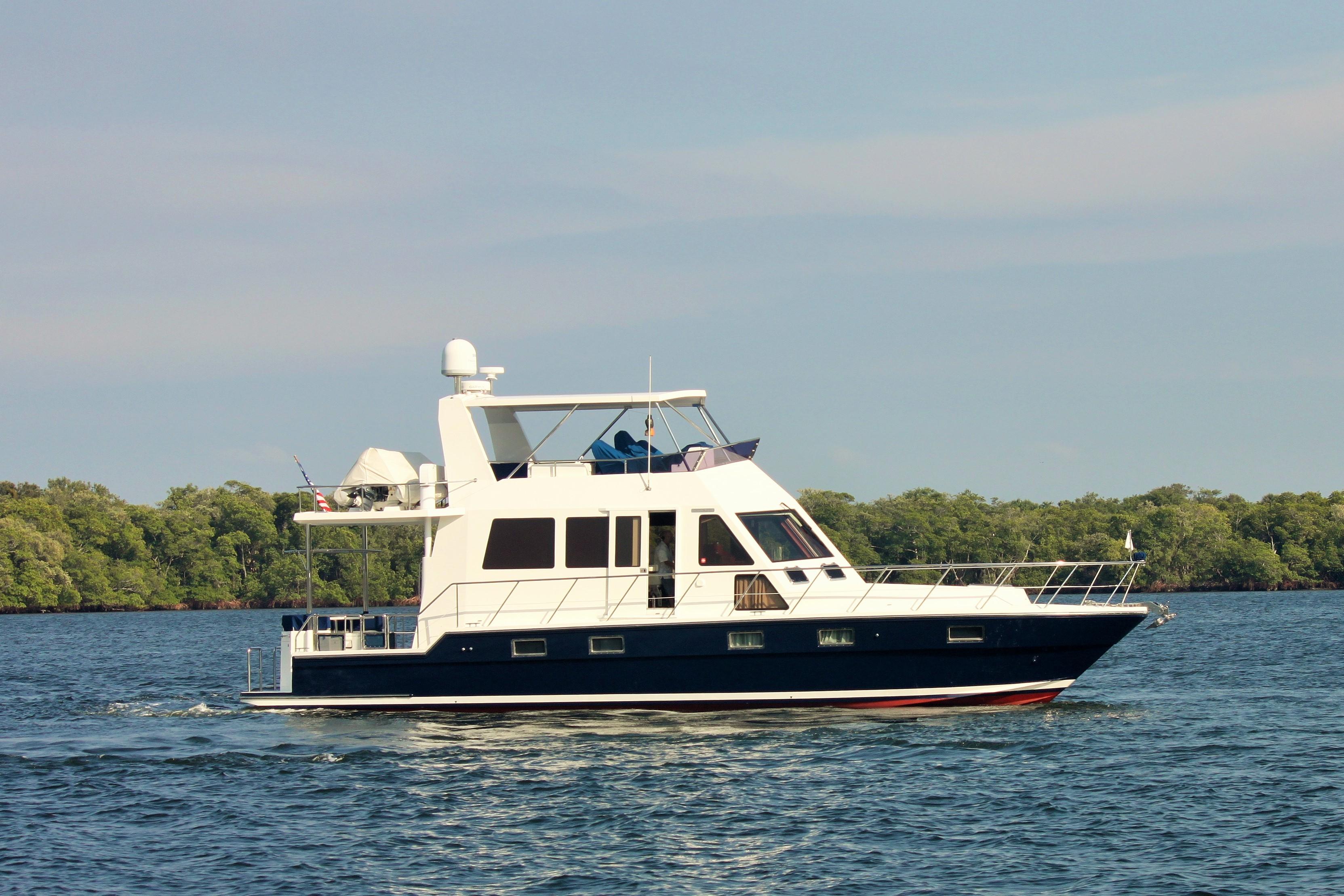 island pilot yachts