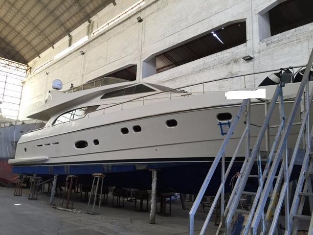  2004 Ferretti Yachts 730 Yacht For Sale in Tuscany 