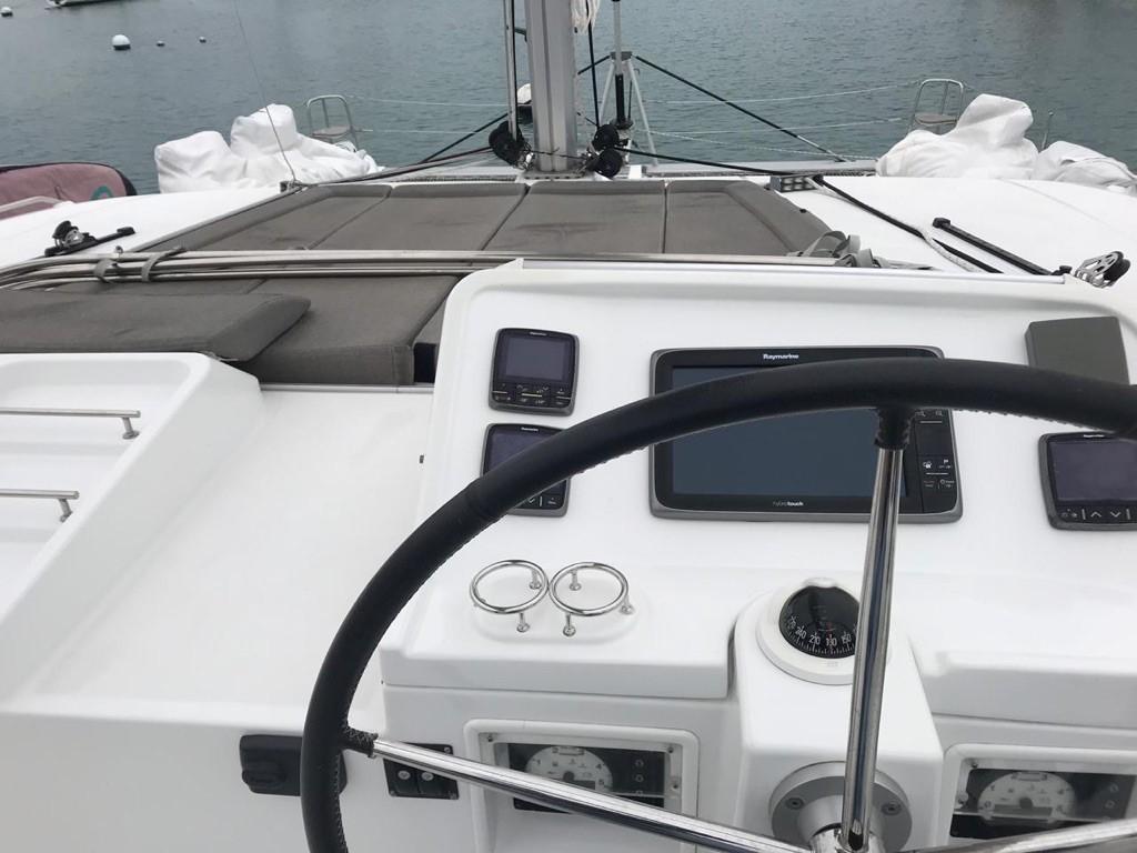 lagoon 450f owners version multiyb - multihull yacht